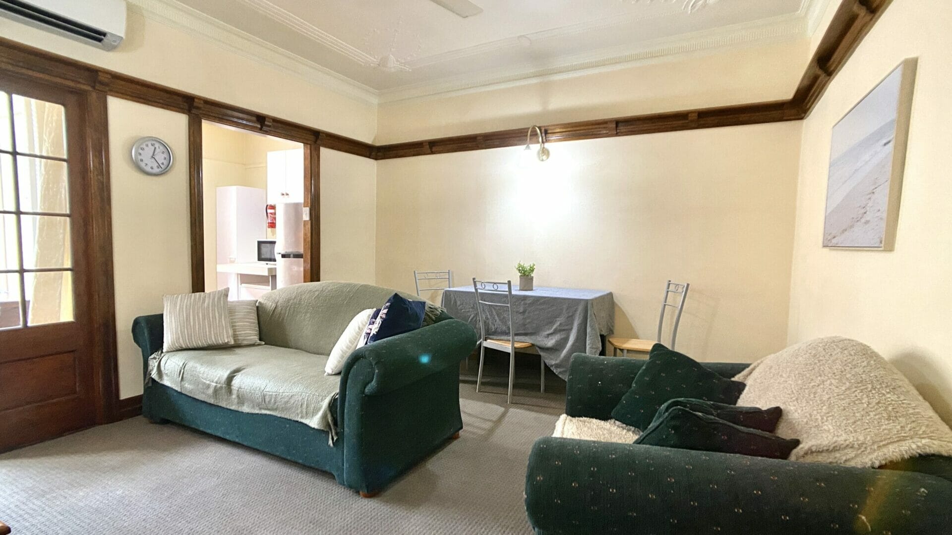 Apartment Suite 5 photo 2