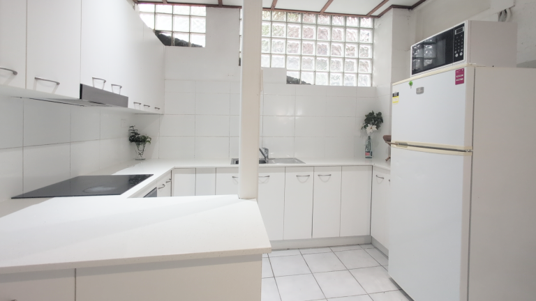 Apartment Suite 17A - Photo 5