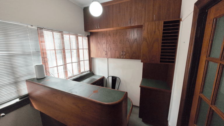 U1 Office 1